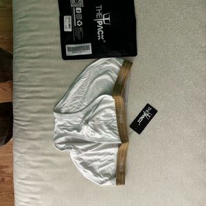 The pack underwear white. Large new.
